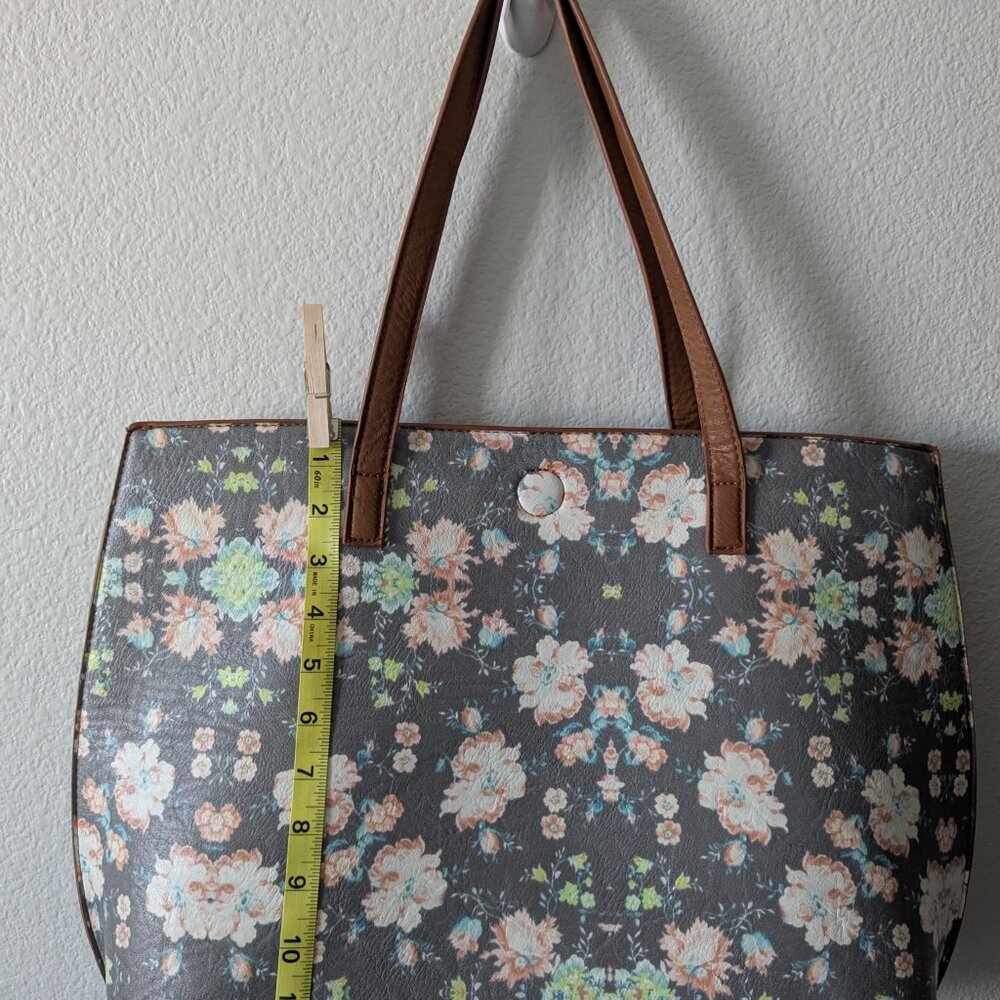 Under One Sky. Multi-color flower print. Soft material.